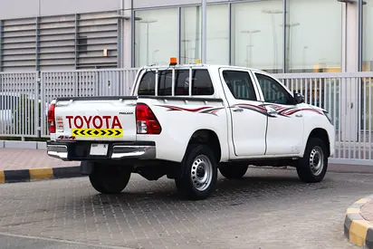 2022 Toyota HILUX photo 8