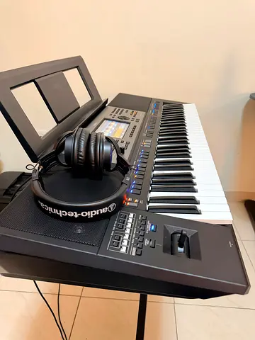 Yamaha PSR-A5000 Oriental Arranger Keyboard, complete bundle