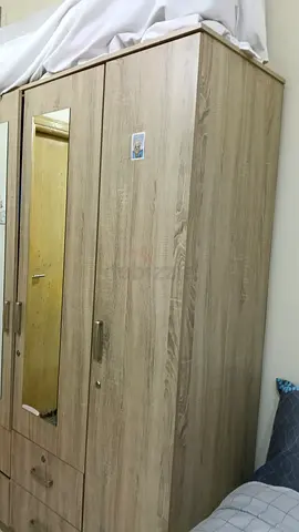 4 door wardrobe