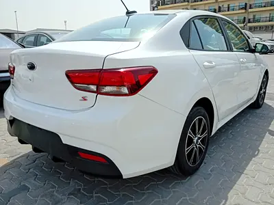2019 KIA RIO 照片 11