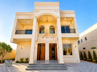مواطنين فقط فيلا فاخرة، تصميم كلاسيكي، 5 غرف نوم رئيسية، حديقة، قطعة أرض مساحتها 6000 قدم مربع في الشارع الرئيسي