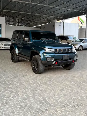 بايك موديل 2022 خليجي BJ40L بحالة ممتازه أول مالك من الوكاله بدون حوادث فل أوبشن الموتر نظيف