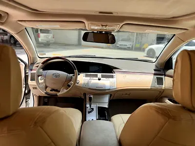 صورة مصغرة 7 لـ 2010 Toyota AVALON