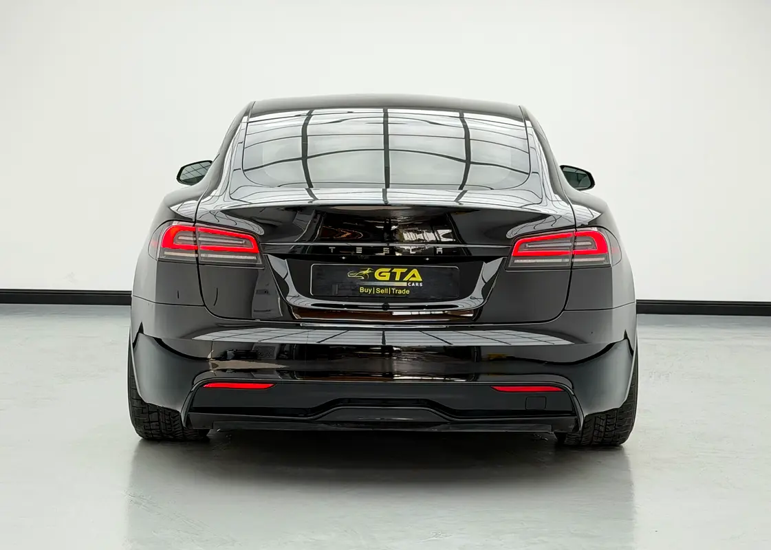 Tesla Model S 2024