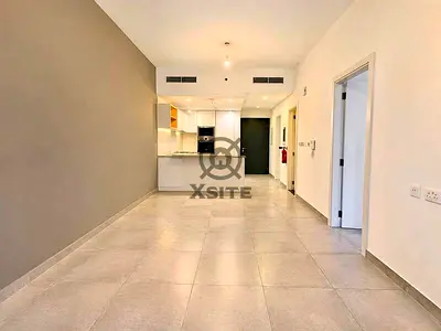 Elegant 1 BR | Well-Maintained | Vacant