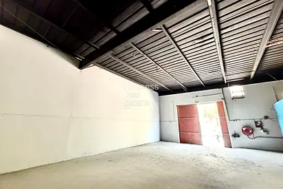 NEAR SZR ROAD | WELL MAINTAINED | WITH OFFICE