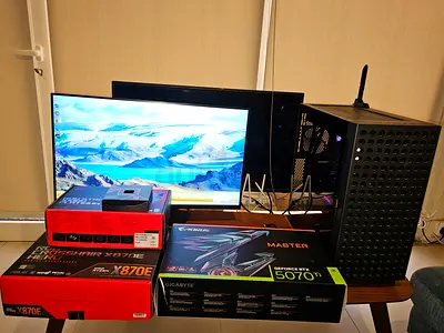 High-End Custom PC Setup: Ryzen 9 9950X, RTX 5070 Ti MASTER, 64GB RAM, Samsung 4TB Gen5 SSD