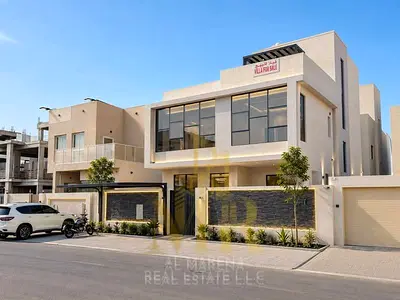 فيلا موردن تشطيب شخصى طابقين ورووف 5 غرف ماستر بسعر قابل لتفاوض والتملك حر لجميع الجنسيات فرصة ذهبية ومميزة لامتلاك مسكن العمر أو الاستثمار الناجح في