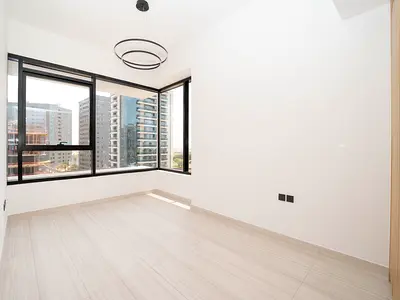 Luxury 3BR|Business bay| Motivated seller|High ROI