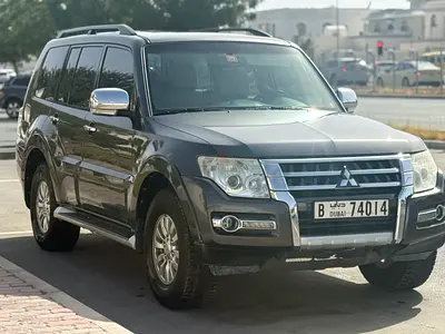 2015 Mitsubishi Pajero GLS MID | GCC Specs | Well Maintained