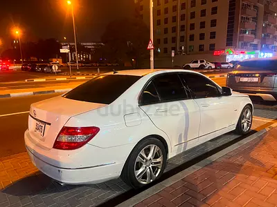 Meticulously Maintained Mercedes-Benz C250 2009 - Japanese Specs - Pristine Condition