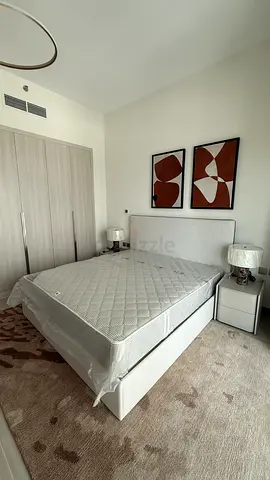Brand New King Bed + Mattress | 180 × 200 cm | Never Used