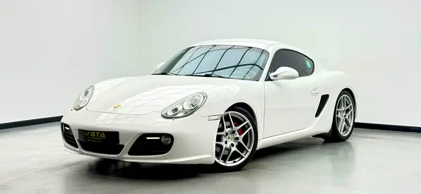 2012 Porsche Cayman, Sport Chrono Package Plus, Apple CarPlay, Excellent Condition, GCC