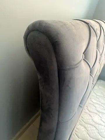 Grey Upholstered Tufted Bed Headboard (Perfect Condition)