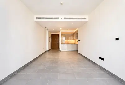 Maids Room | Lagoon View | High Floor