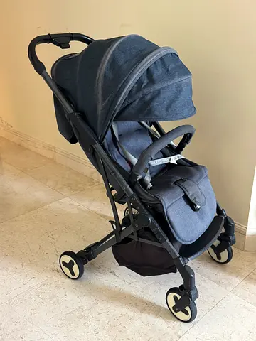 Lightweight blue Stroller - Good Condition (Gokke)