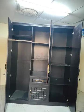 Dark Wood 3-Door Wardrobe with Mirror and Drawer - Good Condition