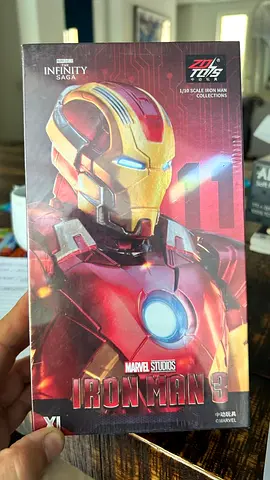 Iron Man 3 Marvel Studios 1/10 Scale Infinity Saga Figure (New in Box)