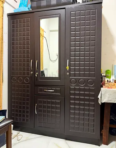 Brown wooden 3 Door wardrobe