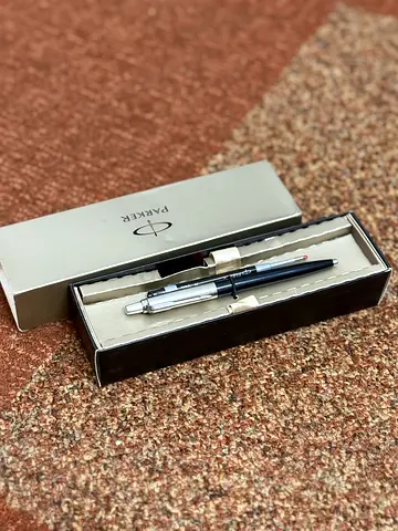 Parker Ballpoint Pen – Black & Silver – Gift Box Included