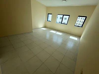 بسعر ممتاز جدا ومناسب للجميع مع صيانه فري ع المالك موقع متميز جدا ومناسب للجميع مع صيانه فري