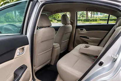 2013 Honda CIVIC — фото 5