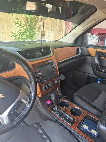 Chevrolet Traverse LS 2014 - Well Maintained Family SUV
