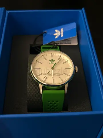 Adidas Originals men's analog watch with green silicone strap - like new