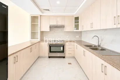 Space | Garden Facing | Family-Ready