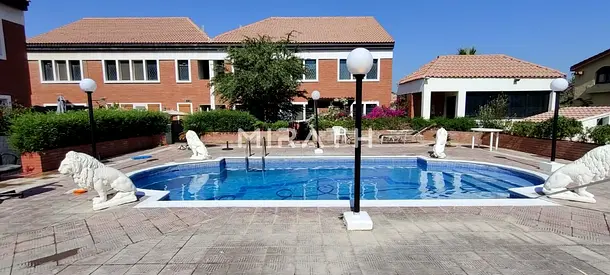 FULLY FURNISHED VILLA WITH PRIVATE GARDEN