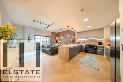 Unique 2BRM | Fully Renovated | Family Community