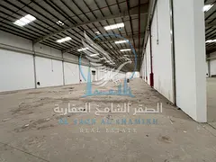**Warehouse for rent in Al Sajaa Industrial Area | 43,000 sq ft | 70kW electricity | Spacious loadin