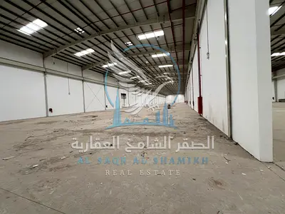 **مستودع للإيجار في الصجعة الصناعية | 43,000 قدم | كهرباء 70KW | ساحة تحميل واسعة | موقع استراتيجي**