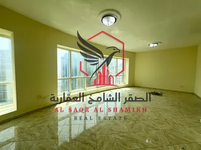 اجمل ثلاث غرف باطلالة بانورامية كاملة مع تكيف مجانا على المالك و جيم ومسبح مجانا و خزائن بالحائط و غرفة خادمة ماستر بالقرب من قناة القصباء