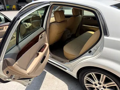 صورة مصغرة 6 لـ 2010 Toyota AVALON