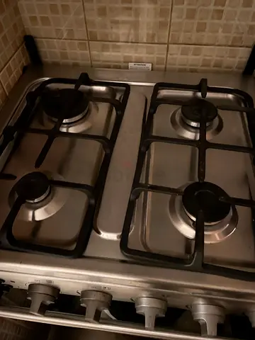 Stainless Steel 4-Burner Built-in Gas Hob - Good Working Condition