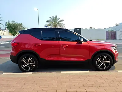 2022 Volvo XC40 — миниатюра 2