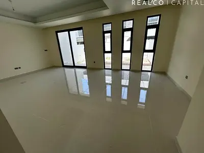 R2M Most Demanding Unit 3 bedroom For Rent