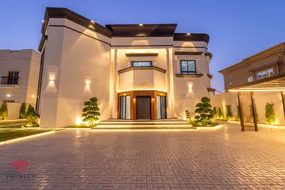 Spacious 6BR Villa | Private Pool & Garden | Fully Furnished | Multiple car parking