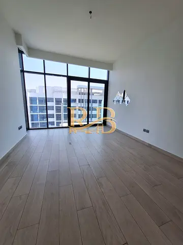 HUGE LAYOUT STUDIO | POOL VIEW | HIGH FLOOR | CHILLER FREE