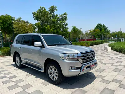 صورة 9 لـ 2017 Toyota LAND CRUISER