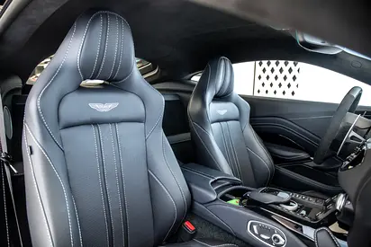 2023 Aston Martin VANTAGE — миниатюра 12