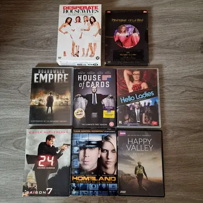 Selection of 8 TV Series DVD Boxsets (Season 1s / Comedy / Drama)