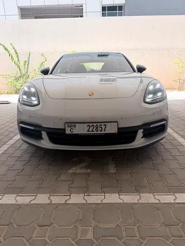 2018 Porsche Panamera 4S | GCC Specs | Very High Spec | Genuine Low Mileage