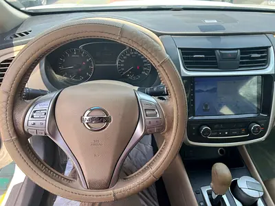 2017 Nissan ALTIMA — фото 14