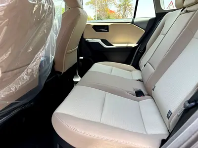 Toyota RAV4 XLE, миниатюра 5