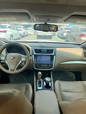 2017 Nissan ALTIMA — фото 9