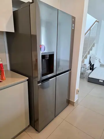 LG New Model Side By Side Refrigerator With Water Dispenser Ice Maker