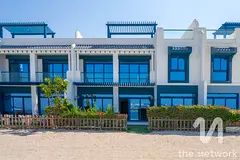 Luxurious Upgraded 5BR | Townhouse for Rent