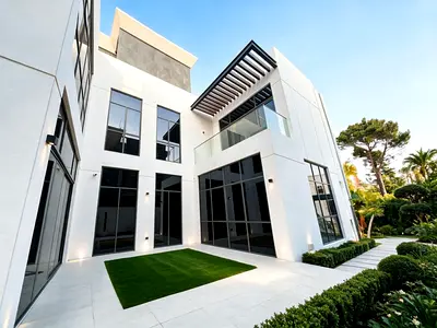 Brand New Modern 6 bedrooms | Big Garden
